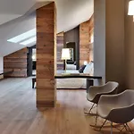 Montana & Spa, By R Collection
