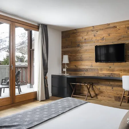 Otel Montana & Spa, By R Collection 5*