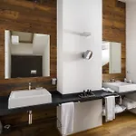 Montana & Spa, By R Collection La Thuile