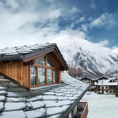 Montana & Spa, By R Collection La Thuile