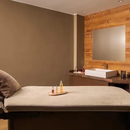 Montana & Spa, By R Collection 5* La Thuile