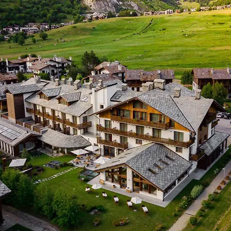 Montana & Spa, By R Collection Hotel 5*