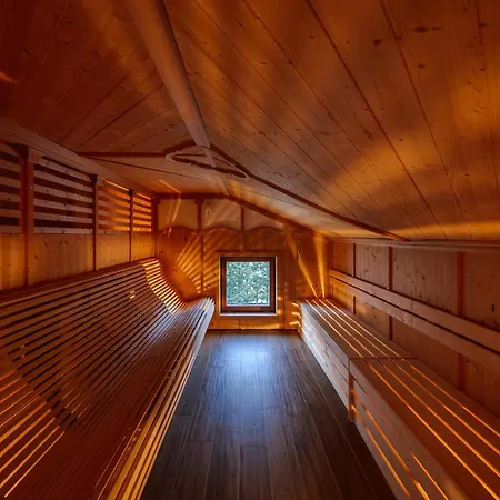 Hotel Montana & Spa, By R Collection 5*