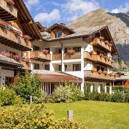 Szálloda Montana & Spa, By R Collection La Thuile