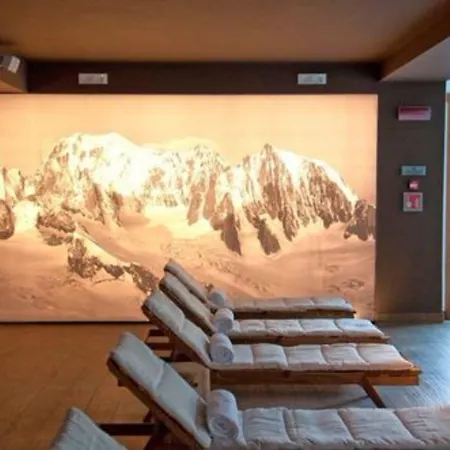 Montana & Spa, By R Collection La Thuile