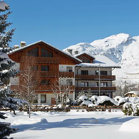 Montana & Spa, By R Collection La Thuile