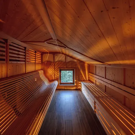 Hotel Montana & Spa, By R Collection 5*