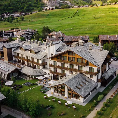 Montana & Spa, By R Collection Hotel 5*