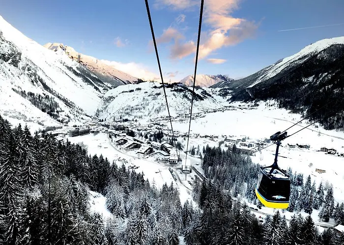 Montana & Spa, By R Collection