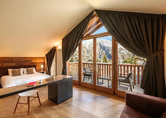 Montana & Spa, By R Collection La Thuile