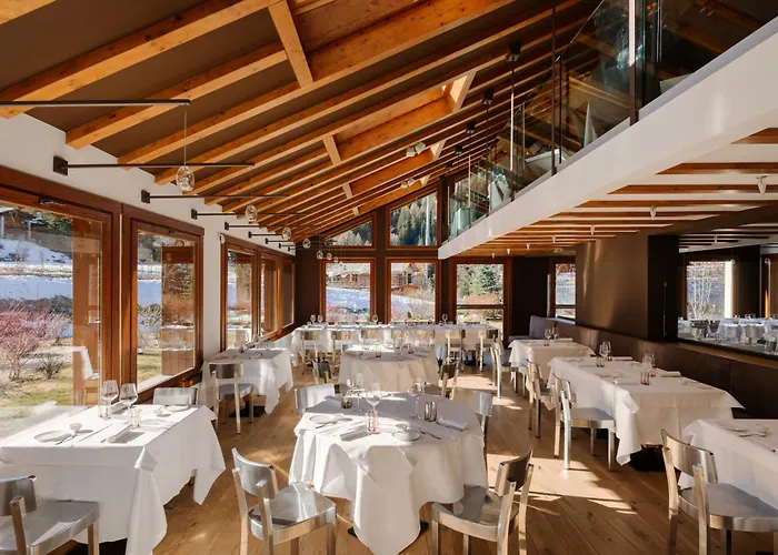 Montana & Spa, By R Collection