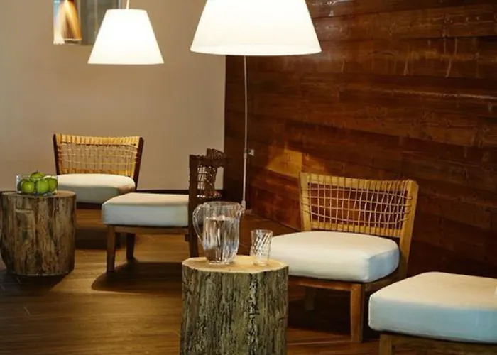 Montana & Spa, By R Collection La Thuile