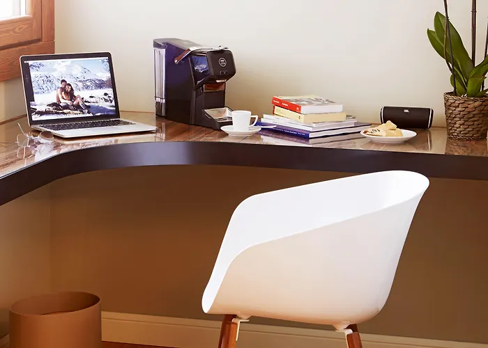 Montana & Spa, By R Collection La Thuile