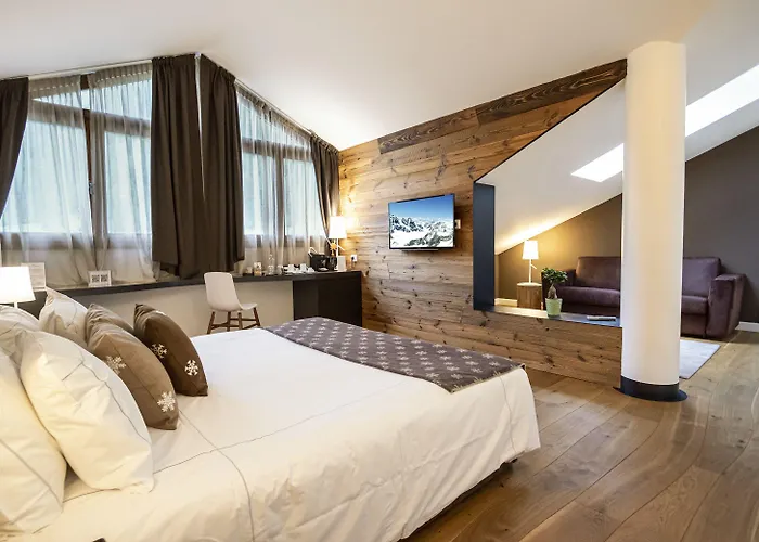 Montana & Spa, By R Collection 5*